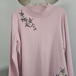 Pink Floral Embroidered Women's Sweater